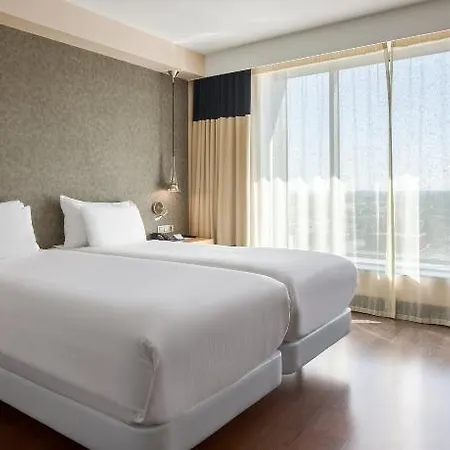 Nh Hotel 4*